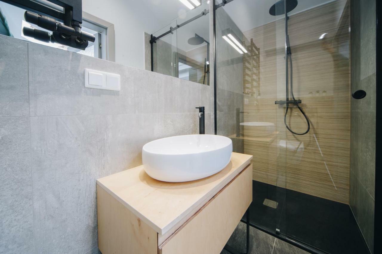Forest Nook Main Square Loft Краків Екстер'єр фото